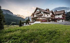 Hotel Arlara